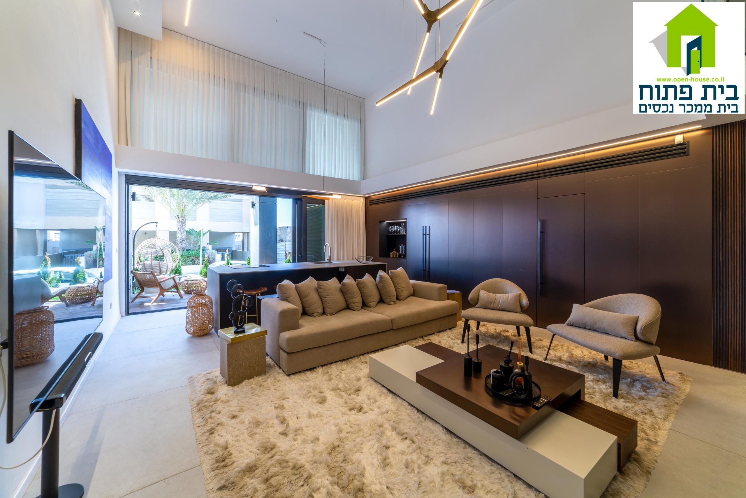 For sale a boutique apartment near Metzits beach