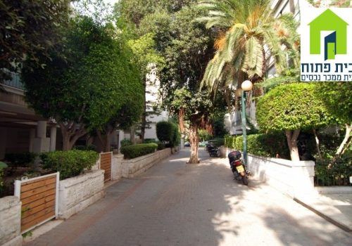 למכירה דירת 3 חדרים במתחם בזל