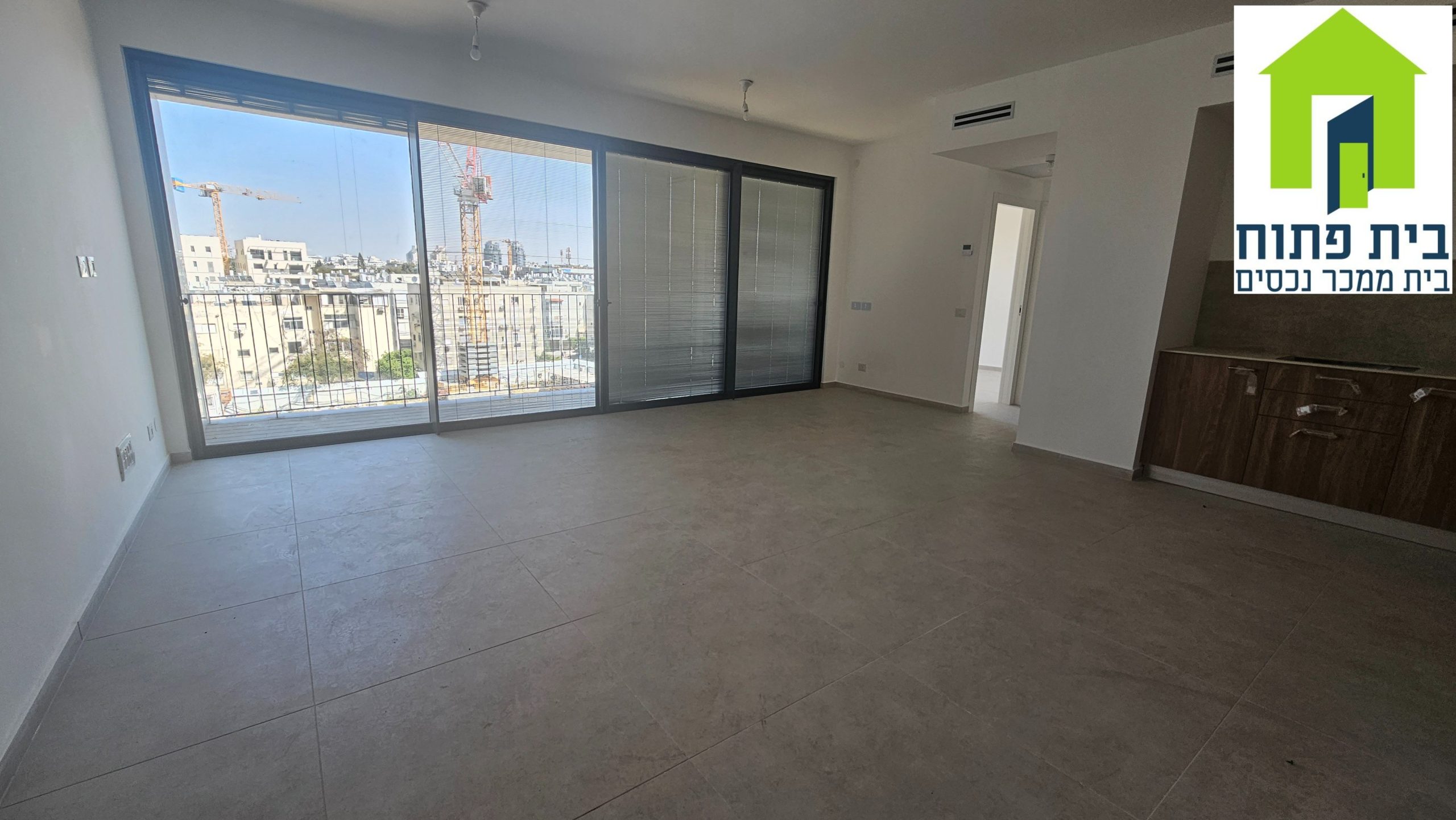 For rent 3 rooms in the old north of Tel Aviv